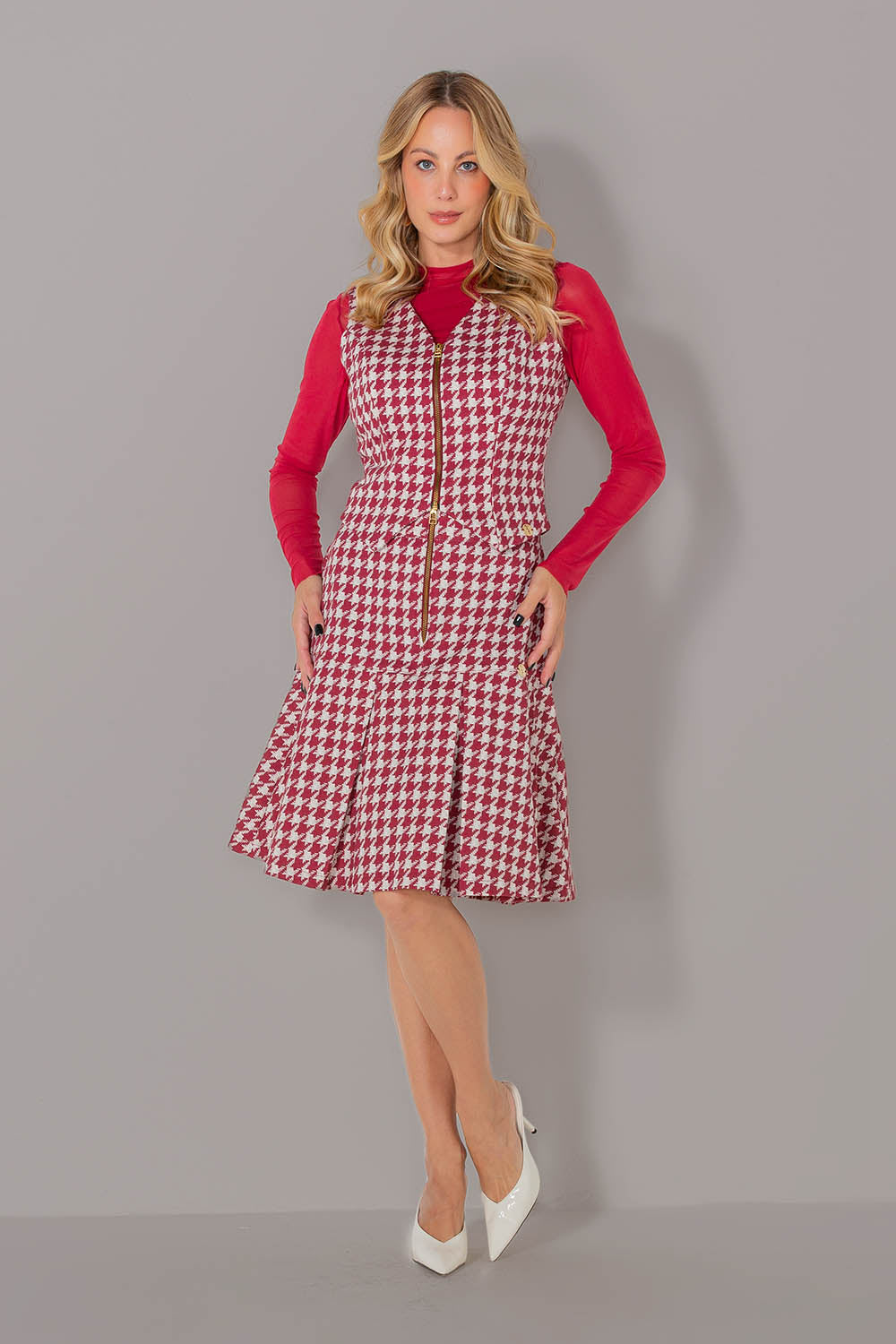 VERMELHO