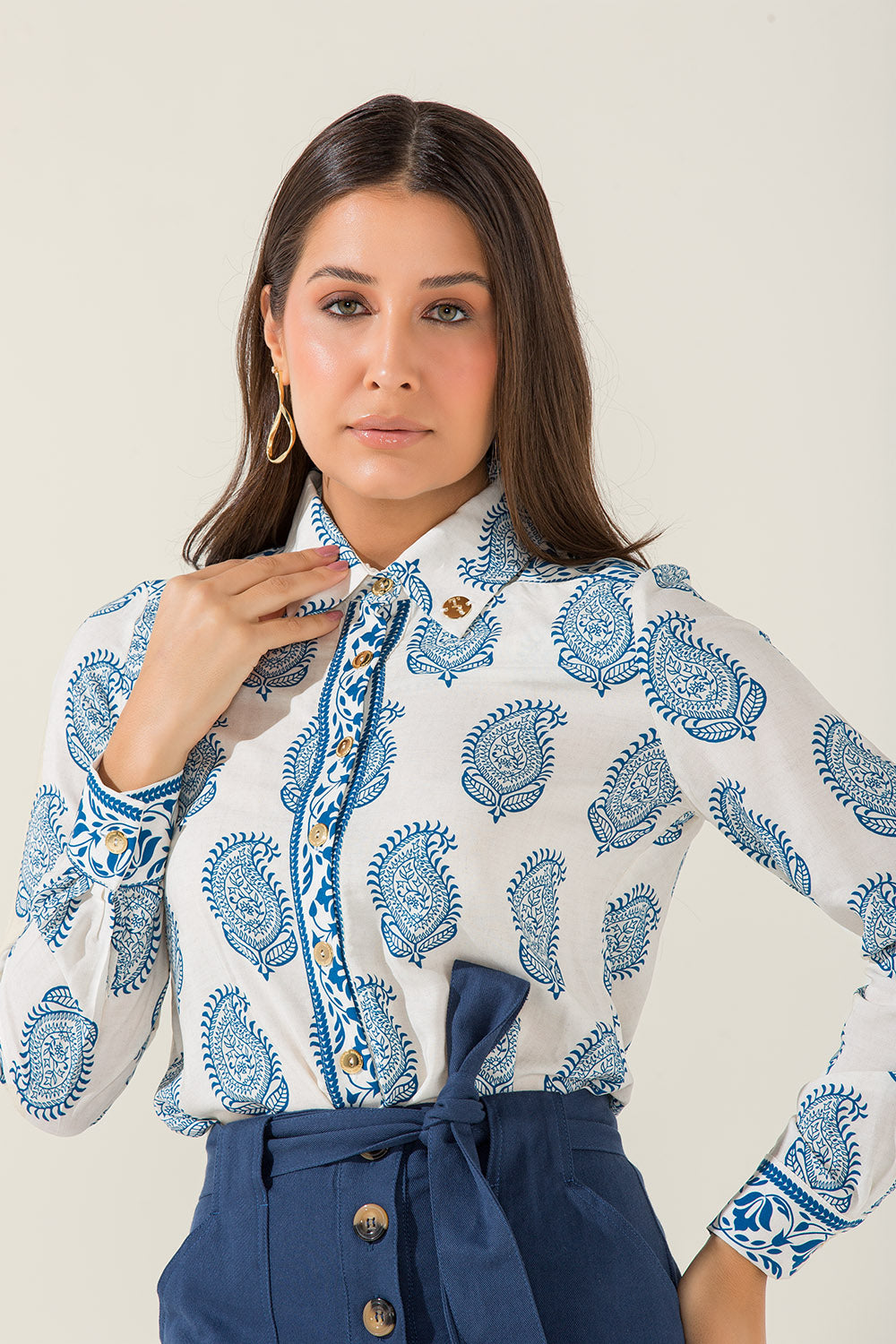 AZUL